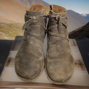 Børn Mens Suede Chukka Boots Size 11 Brown Leather Lace Up Casual Comfort Shoes
